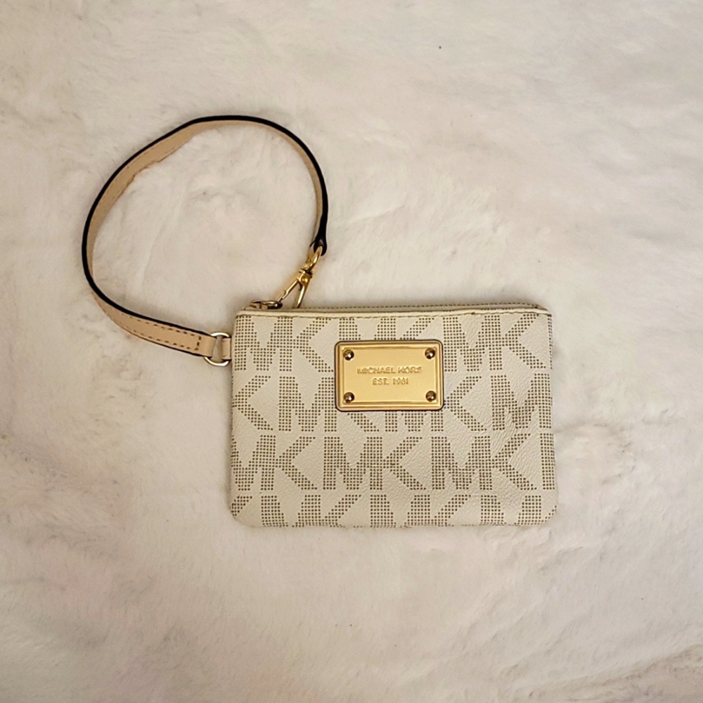 Michael Kors Vanilla Logo Coin Wristlet
